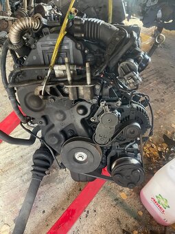 Motor 1.6 TDCi 66kw HHDA  98 221km Ford - 3