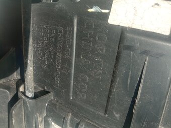 KIA SORENTO 2015 - Hmlovka 92201 - 3