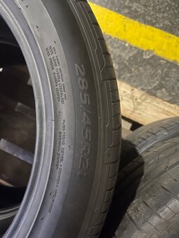 Hankook Ventus S1 Evo3 SUV 285/45 R21 - 3
