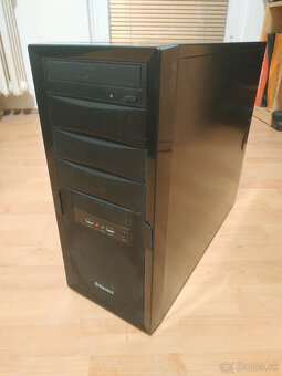 Enermax ECA3170-BL Staray - 3