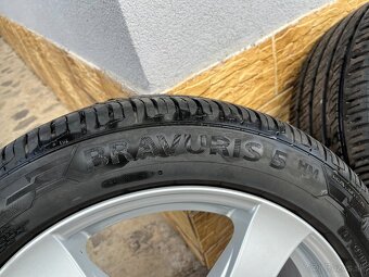Elektróny Dezent 5x114,3 + 215/50 R17 - 3