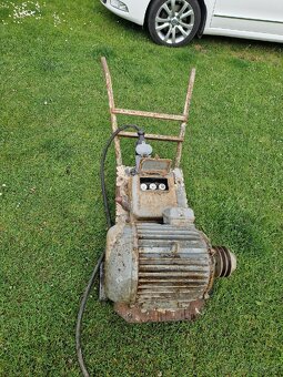Cyrkular, motor MEZ 7,5kw - 3