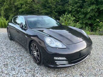 Porsche Panamera 4S 4.8i V8 - 3