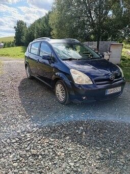 Corolla Verso - 3