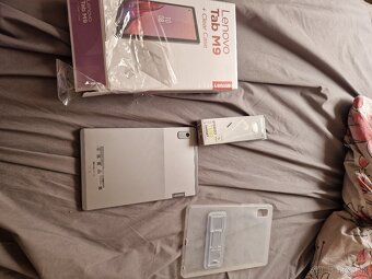 Lenovo tab M9 - 3