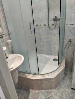 2.izbovy byt v Hlohovci za postou - 3