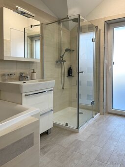 Prenajmem luxusný byt v priamom centre Topoľčian - 3