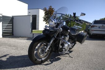 Kawasaki Vulcan VN 900 Classic - 3