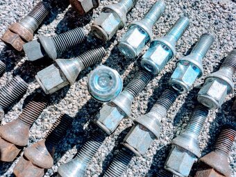 Skrutky kolies Štifty - 3