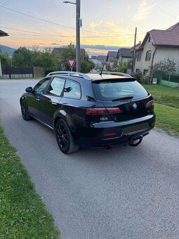 Alfa Romeo 159 Sportwagon 2,0 JTD 125KW RV2012 - 3