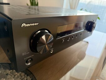 AV Pioneer VSX-534D / 5.2 - 150W na kanál - 3