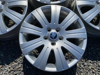 Alu disky Škoda Superb 2, 5x112 R17 - 3