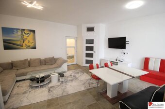 REB.sk prenájom 3 izb. byt (120m2) + terasa v rodinnom dome - 3