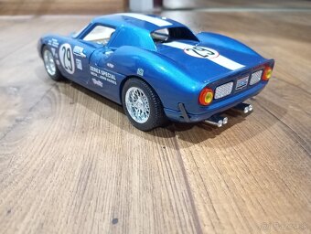 1:18 Ferrari 250 Le Mans 1965 - 3