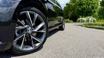 Škoda Superb Combi 2.0 TDI DSG 200k SPORTLINE 4X4 WEBASTO - 3