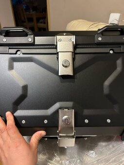 Predám kufor - topcase 55L - 3