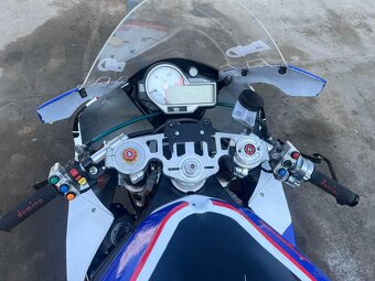 BMW S1000RR rok 2016 plně závodní motocykl - 3