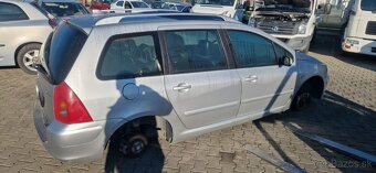 Lacno rozpredám Peugeot 307 na náhradné diely - 3
