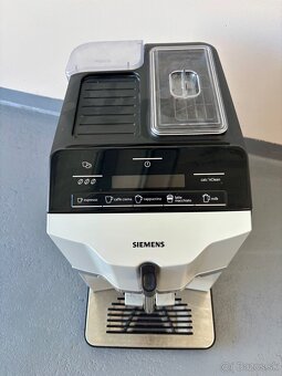 Automatický kávovar Siemens EQ300 v TOP stave - 3