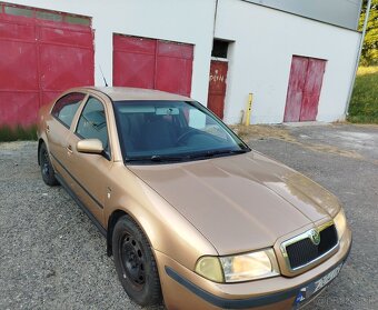 Škoda Octavia 1.6 SR 75 kw - 3