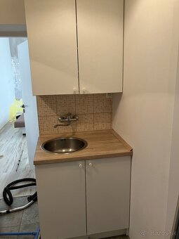 Predám kuchynskú linku so spotrebičmi - 3