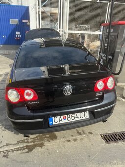 Volkswagen Passat 3.2 V6 FSI 4Motion Highline (2008) - 3