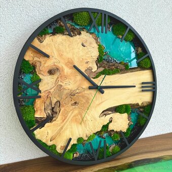 Machove hodiny s drevom a epoxidom priemer 50cm - 3