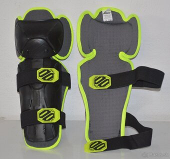 kvalitné ľahké chrániče holene kolena CE. SHOT - 3