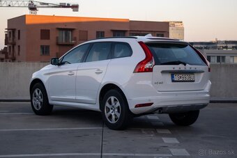 Volvo XC60 D3 Kinetic Geartronic - 3