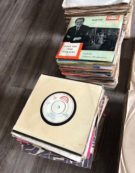 STAROŽITNÉ ORIGINÁLNE GRAMOFÓNOVÉ DOSKY - 3