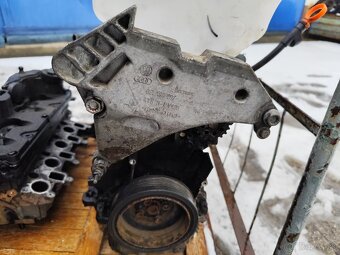 Držiak motora na silentblok 1,6 TDI 77kW CAYC - 3