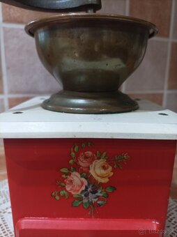 Drevený mlynček na kávu - 3