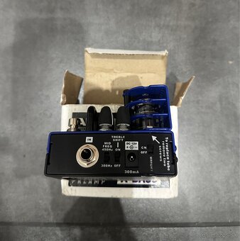 AMT Electronics Bricks A-Bass Basgitarový predzosilňovač - 3