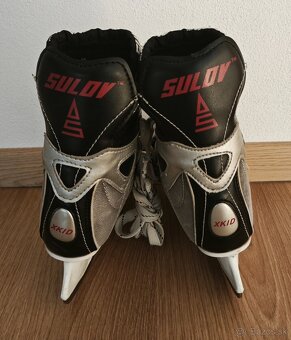 Predam detske hokejove korcule - 3