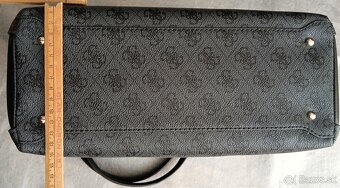 Predám elegantnú kabelku GUESS - 3