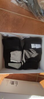 Detsky cyklisticky chranic lakta POC - 3