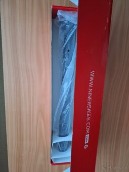 Sedlovka niner carbon 31,6 - 3