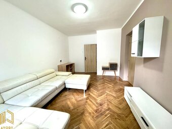 NA PREDAJ 3 - IZB. BYT (67m2), PALÁRIKOVA UL., SENICA - 3