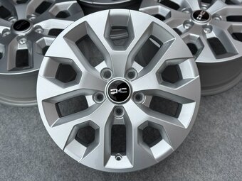 DACIA DUSTER 5X114,3 R16 6,5J ET50 - 3