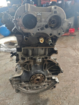 Holomotor na volvo XC60 D4204T14 - 2,0 D - 3