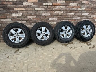 Predám elektróny plus celoročne pneumatiky na veľmi amarok - 3