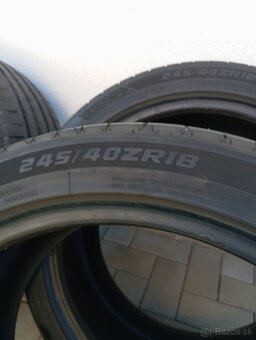 Letné pneu 245/40 R18 - 3