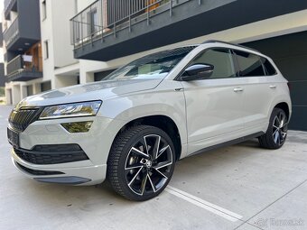 Škoda Karoq 1.5 TSI ACT Sportline DSG Šedá farba - 3