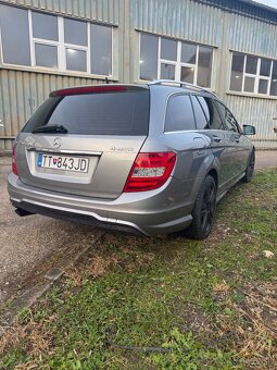 Mercedes C250 4Matic - 3