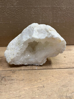 Predám krištáľ geódu z Maroka - 3