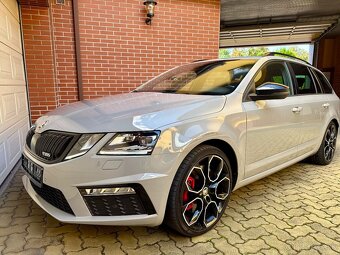 ŠKODA OCTAVIA RS 245 180kW DSG 2018 - 3