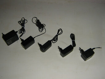 Predám napájacie zdroje - trafa 4,5 V, 12 V, 19 V, 20 V - 3