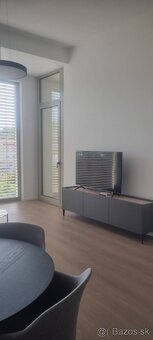 Prenájom 2i byt, Hurbanova ulica, Banská Bystrica. - 3