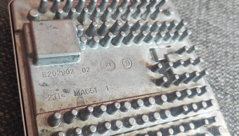 riadiaca jednotka svetla na BMW - 3