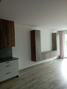 predám 2 izbový byt - 3